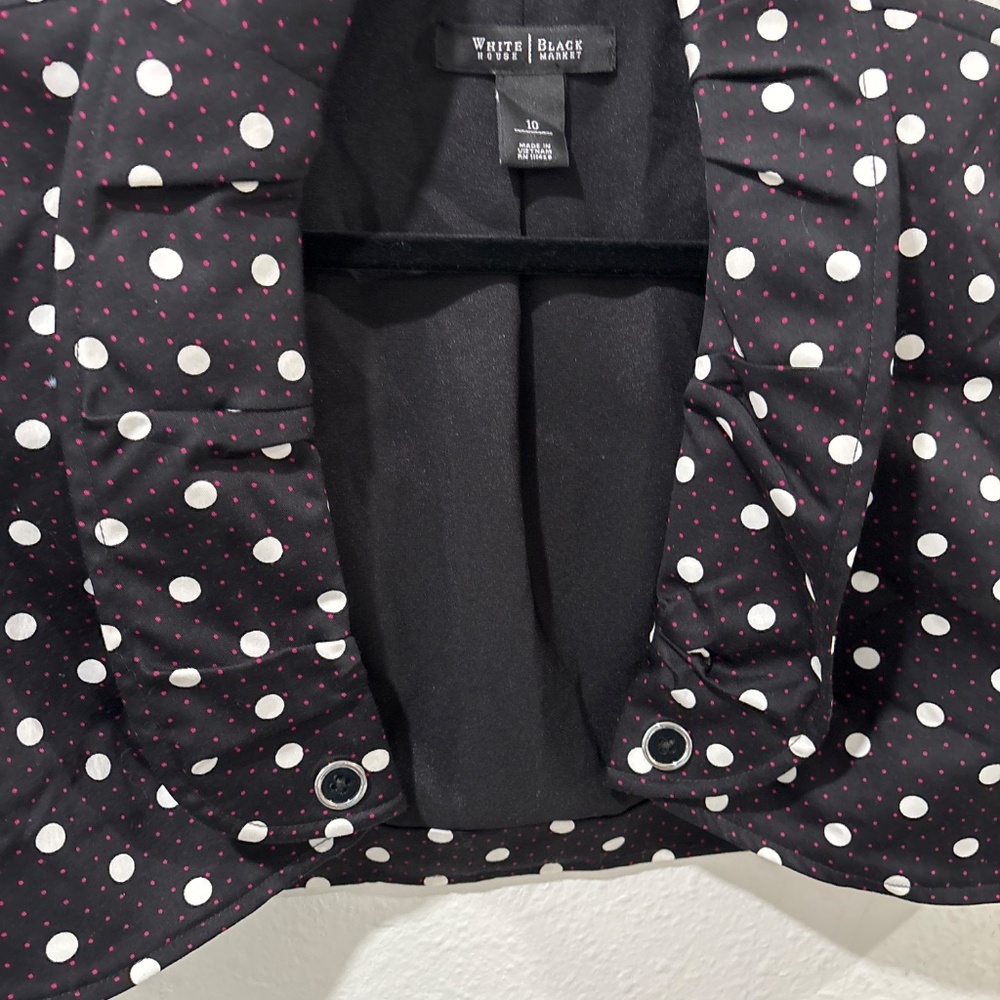 White House Black Market Black Polka Dot Bolero Cap Sleeve Capri Jacket Size 10 - Picture 5 of 8